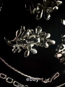 TRIFARI 4-5 Petal Flower Parure 1953 Sapphire Alfred Philippe PAT PEND