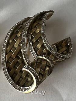 TRIFARI ALFRED PHILIPPE 1941 Book Piece Weave Rhinestone Fur Brooch Set Of 2