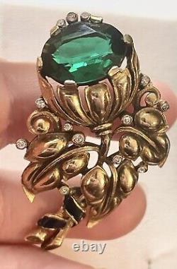 TRIFARI Alfred Philippe 1939 faux Emerald Flower Enamel signet clip Pin Brooch
