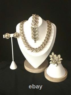 TRIFARI Autumn Leaves Book Alfred Philippe Gold-Trifanium Set PAT PEND