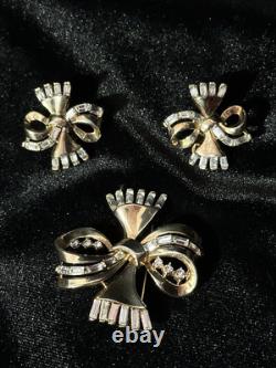 TRIFARI Baguette Bow Set Alfred Philippe Gold-Tone Brilliant PAT PEND 1950 withBox