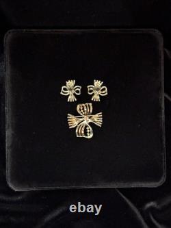 TRIFARI Baguette Bow Set Alfred Philippe Gold-Tone Brilliant PAT PEND 1950 withBox