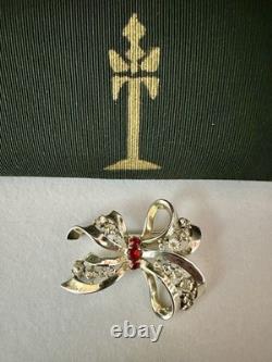 TRIFARI Brooch Bow Red Crystal Rhinestones Alfred Philippe Open-Work Crown BOX