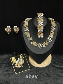 TRIFARI Brushed Gold Leaf Parure White Seed Pearls Alfred Philippe Crown