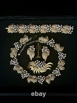 TRIFARI Brushed Gold Leaf Parure White Seed Pearls Alfred Philippe Crown