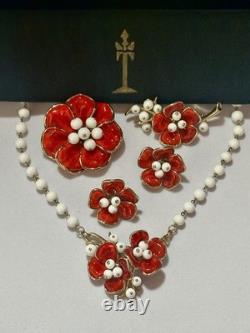 TRIFARI Camellia 1952 Set Red Poured Glass Flowers Alfred Philippe PAT PEN