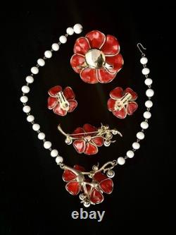 TRIFARI Camellia 1952 Set Red Poured Glass Flowers Alfred Philippe PAT PEN