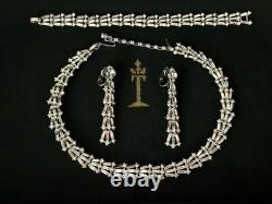 TRIFARI Chandelier of Fan Baguettes Set Rhodium Dangle Alfred Philippe Box
