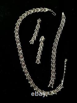 TRIFARI Chandelier of Fan Baguettes Set Rhodium Dangle Alfred Philippe Box