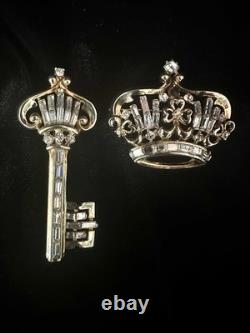 TRIFARI Crown & Key Gold-Trifanium Alfred Philippe 1950 Rhinestones PAT PEND