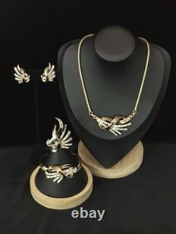TRIFARI Crystal Baguette Fan Set 1953 Gold Ribbon Alfred Philippe PAT PEND Box
