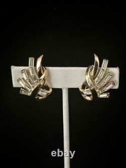 TRIFARI Crystal Baguette Fan Set 1953 Gold Ribbon Alfred Philippe PAT PEND Box