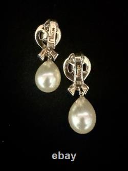 TRIFARI Crystal Pave Pearls Gold Dangle Leaf Grapes Alfred Philippe PAT PEND Box