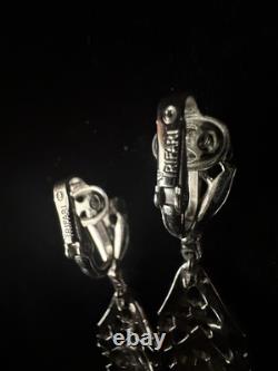 TRIFARI Earrings Drop Dangle Crystal Brilliant Rhodium Alfred Philippe Crown Box