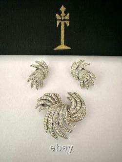 TRIFARI Egret Book-Set Alfred Philippe Rhodium Earrings Brooch PAT PEND withBox