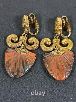 TRIFARI Egyptian Revival Tortoise Ram's Horn Celluloid Pendant Necklace Earrings