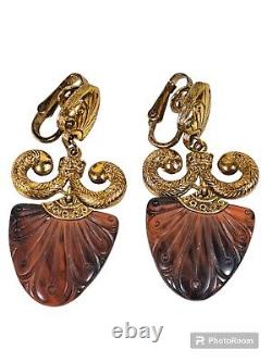 TRIFARI Egyptian Revival Tortoise Ram's Horn Celluloid Pendant Necklace Earrings