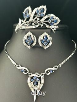 TRIFARI Flirtation Sapphire Rhodium Set Alfred Philippe HALO 1953 PAT PEND TRIFARI Flirtation Sapphire Rhodium Set Alfred Philippe HALO 1953 PAT PEND