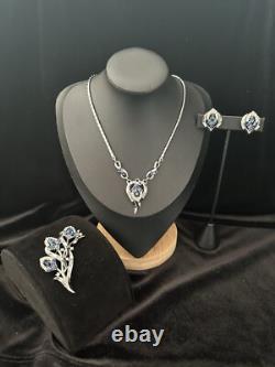 TRIFARI Flirtation Sapphire Rhodium Set Alfred Philippe HALO 1953 PAT PEND TRIFARI Flirtation Sapphire Rhodium Set Alfred Philippe HALO 1953 PAT PEND