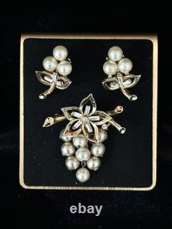 TRIFARI Flower Pearl Baguette Set Alfred Philippe Earings Brooch Gold-Trifanium
