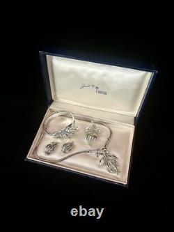 TRIFARI Forbidden Fruit-Rhodium 1950 Set Baguettes A. Philippe Book PAT PEND