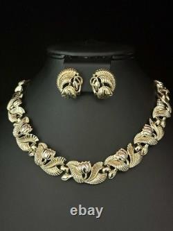 TRIFARI Golden Bellflowers Set Tulips Earrings Necklace Alfred Philippe