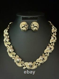 TRIFARI Golden Bellflowers Set Tulips Earrings Necklace Alfred Philippe