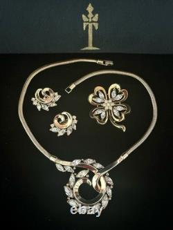 TRIFARI Lucky Clover Book Alfred Philippe Gold-Trifanium Rhinestones PAT PEND