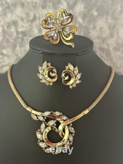 TRIFARI Lucky Clover Book Alfred Philippe Gold-Trifanium Rhinestones PAT PEND