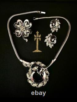 TRIFARI Lucky Clover Book Alfred Philippe Rhodium Rhinestones PAT PEND withBox