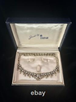 TRIFARI Necklace Ribbons Rhinestones Alfred Philippe Gold-Trifanium Pave' Crown