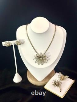 TRIFARI Petalettes Floral Set Alfred Philippe Gold-Trifanium Translucent 1949