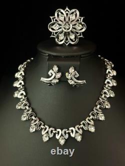 TRIFARI Queen of Diamonds Rhodium 1951 Crystal Rhinestones A. Philippe Box