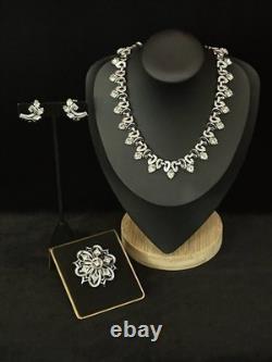 TRIFARI Queen of Diamonds Rhodium 1951 Crystal Rhinestones A. Philippe Box