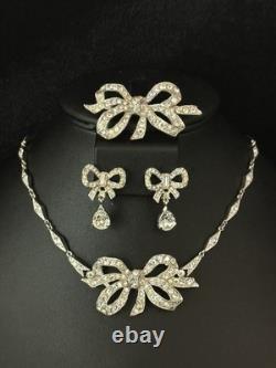 TRIFARI Rhodium Diamanté Parure 1949(Earrings) Brooch Necklace Bow Ribbon withBox