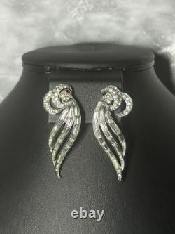 TRIFARI Rhodium Double-Cresent Triple-Leaf Diamanté Earrings Alfred Philippe Box