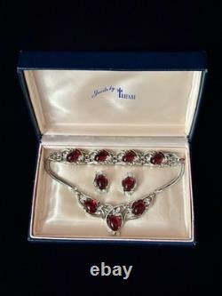 TRIFARI Ruby Red Cabochons Set Crystal Rhinestones Alfred Philippe PAT PEND Box