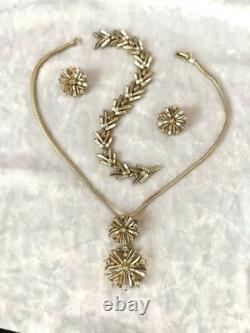 TRIFARI Snowflake Book Set Gold-Trifanium Alfred Philippe Baguette PAT PEND