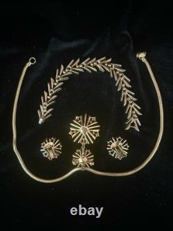 TRIFARI Snowflake Book Set Gold-Trifanium Alfred Philippe Baguette PAT PEND