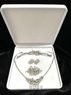 TRIFARI Star Flowers Set 4-5-6 Petals Alfred Philippe Trifanium PAT PEND