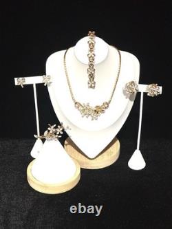 TRIFARI Starflower Set 1951 Gold Crystal Teardrop Alfred Philippe PAT PEN Book