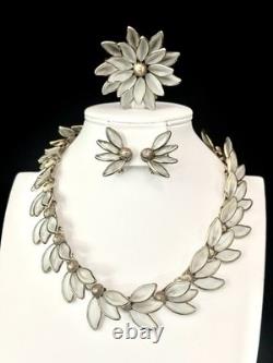 TRIFARI Water Lily Petalette Set 1949 Frosted Flowers Poured-Glass A. Philippe