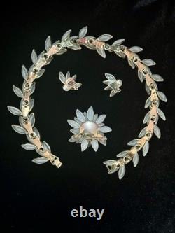 TRIFARI Water Lily Petalette Set 1949 Frosted Flowers Poured-Glass A. Philippe