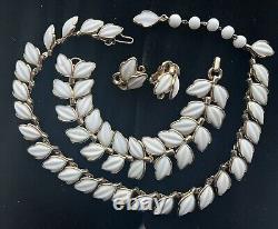 Trifari 1951 Alfred Philippe Dogwood Molded White Glass Vintage Parure Set