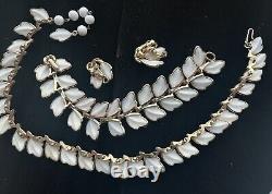 Trifari 1951 Alfred Philippe Dogwood Molded White Glass Vintage Parure Set
