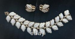 Trifari 1951 Alfred Philippe Dogwood Molded White Glass Vintage Parure Set