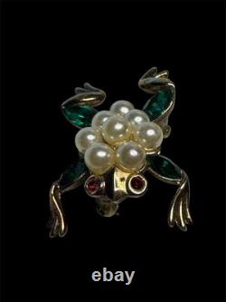 Trifari Alfred Philippe 1952 Green, Red Rhinestone & Pearl Frog Pin Brooch