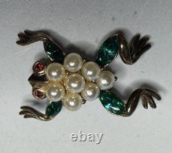 Trifari Alfred Philippe 1952 Green, Red Rhinestone & Pearl Frog Pin Brooch