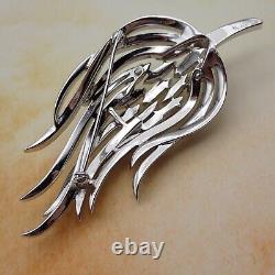 Trifari Alfred Philippe Floral Flame Pat 142660 Lemon Clear Silver Tone Brooch