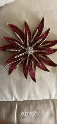 Trifari Alfred Philippe Gold Pave Invisibly Set Ruby Poinsettia Star Flower Pin